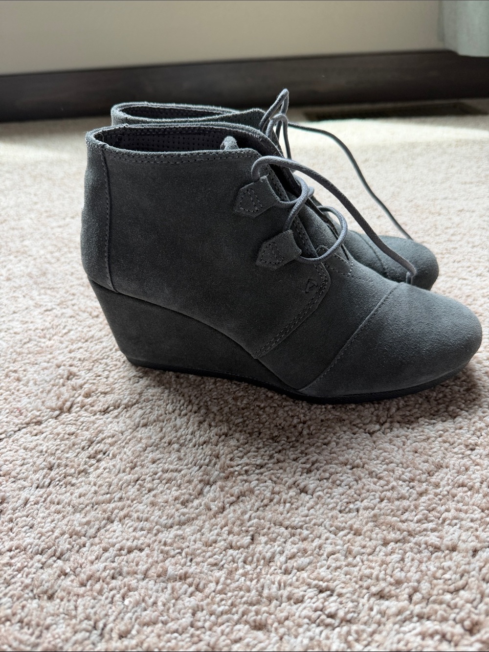 Tom’s Gray Suede Wedge Ankle Booties - Women's Lace-Up Comfort 8.5
